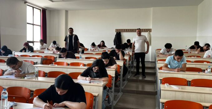 Kardelen’den YKS’ye Güçlü Hazırlık: Yüzlerce Öğrenciyi Buluşturan Dev Prova Sınavı