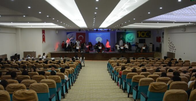 Kardelen’de Öğrenciler Bilgilerini Yarıştırdı