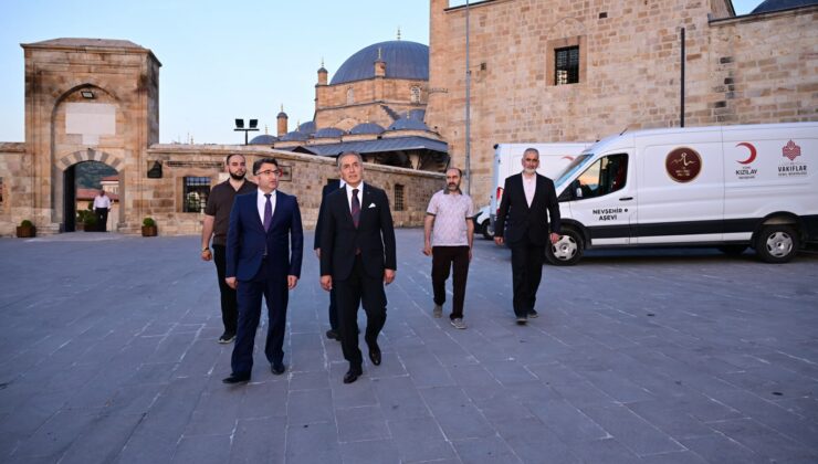 Vali Kök, Damat İbrahim Paşa Külliyesi’nde İncelemelerde Bulundu