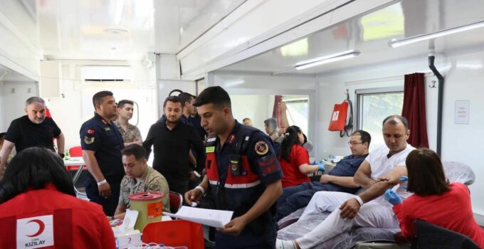 Jandarmadan Anlamlı Bağış Kampanyası