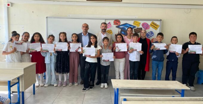 Başkan Güneş Öğrencilerin Karne Heyecanına Ortak Oldu