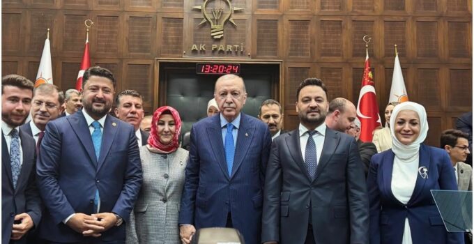 AK Parti Heyeti Cumhurbaşkanı Erdoğan ile Görüştü