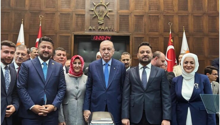 AK Parti Heyeti Cumhurbaşkanı Erdoğan ile Görüştü