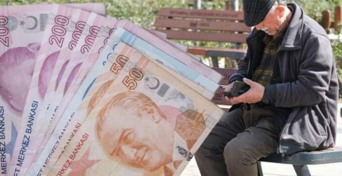 Memur ve Emeklinin Zam Oranı Belli Oldu