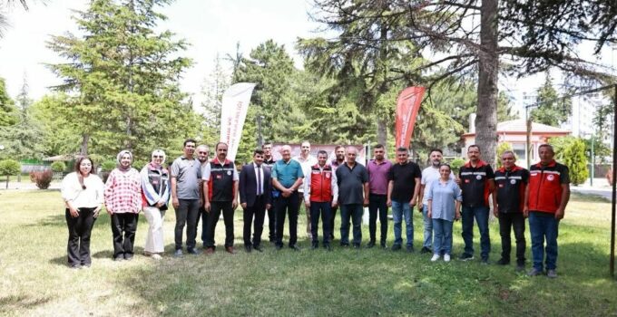 Nevşehir’de Üreticilere Organik Sıvı Gübre Desteği