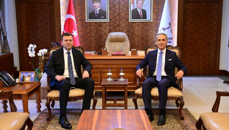 Niğde Valisi Akmeşe’den Vali Kök’e Hayırlı Olsun Ziyareti