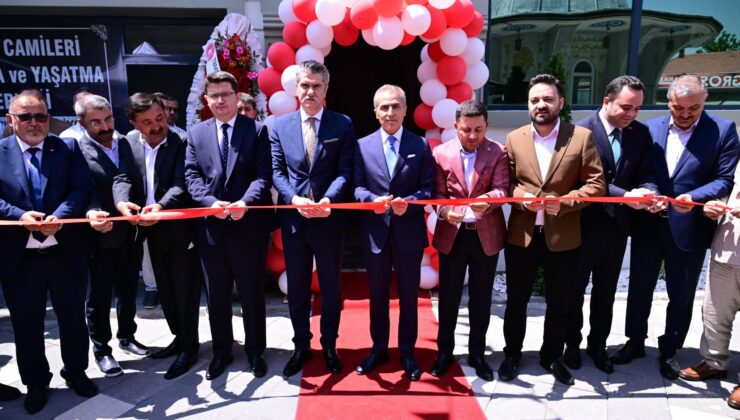 Acıgöl’de Çarşı Camii Külliye Hizmet Binası Hizmete Açıldı