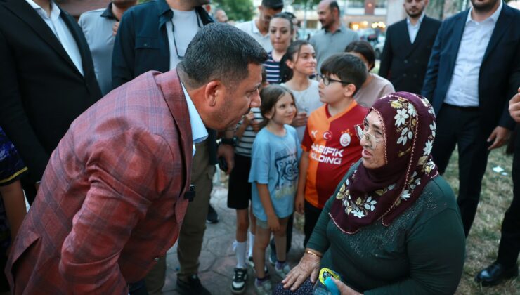 Başkan Rasim Arı, Vatandaşlarla ve Gençlerle Buluştu