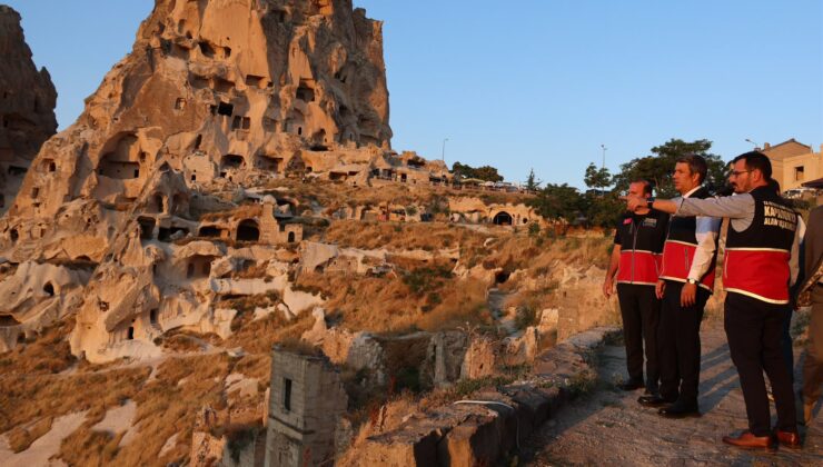 Başkan Aslanbay, Uçhisar Kalesi ve Çevresinde İncelemelerde Bulundu
