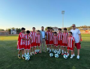 Başkan Aygün, Nevşehir Spor Futbol Okullarını Ziyaret Etti
