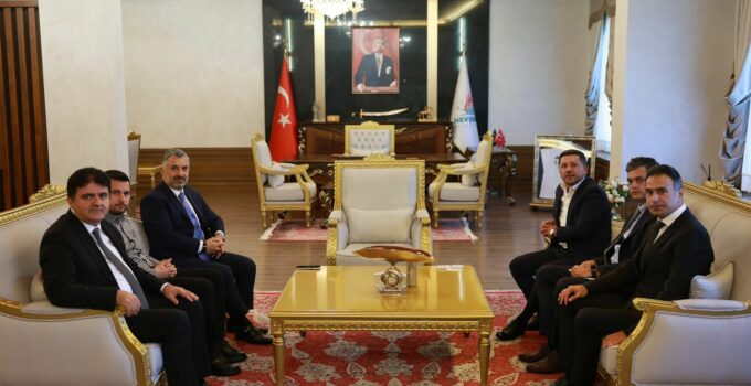 Türk Telekom Genel Müdürü Şahin’den Belediye Başkanı Arı’ya Ziyaret