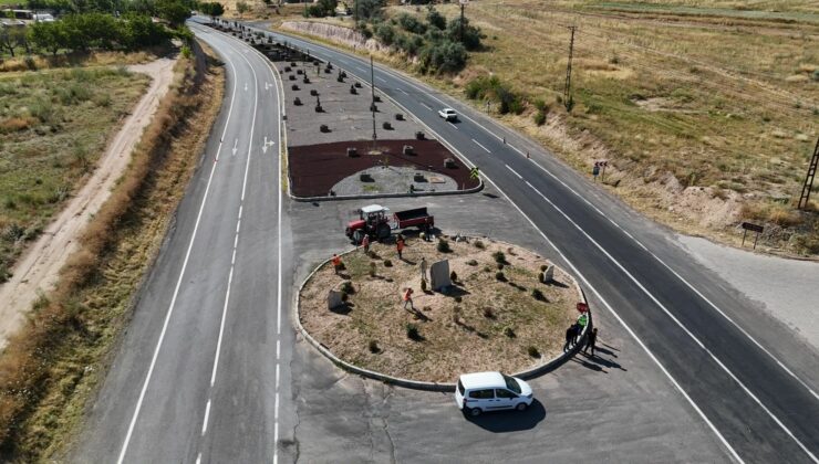 Gülşehir’de Açıksaray Kavşağı’nda Çevre Düzenleme Çalışmaları Sürüyor