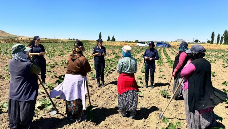 Derinkuyu’da Tarım İşçilerine KADES ve HAYAT 112 Tanıtıldı