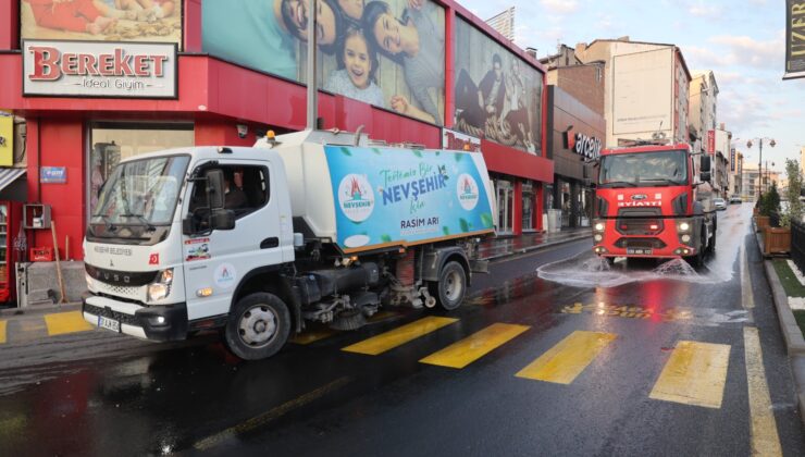 Temizlik Seferberliği Kapsamında Atatürk Bulvarı’nı “PAKLADIK” 