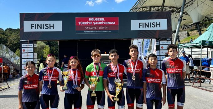 Nevşehirli Bisikletçiler Sakarya’dan Derecelerle Döndü
