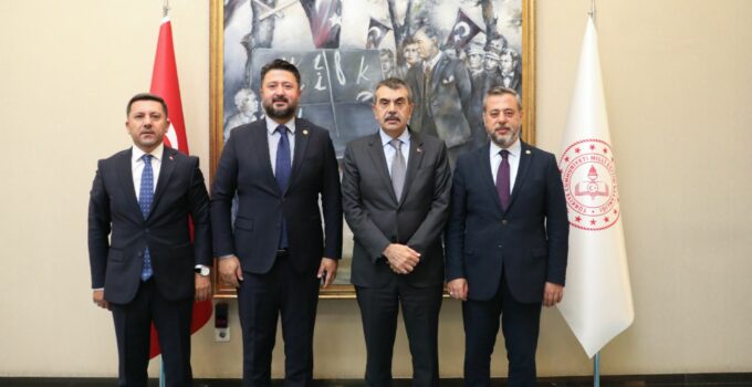 Belediye Başkanı Arı ve Milletvekilleri, Bakan Yusuf Tekin’i Ziyaret Etti