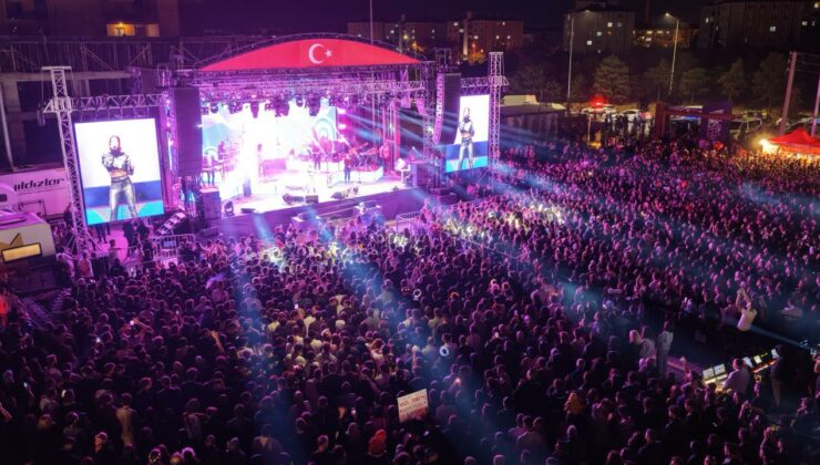 SİMGE’nin Büyüleyici Sahnesiyle Nevşehir GastroFest Başladı