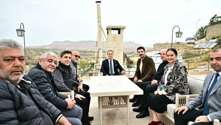 Vali Kök, “Sevdan Bir Ateş” Dizisinin Setini Ziyaret Etti
