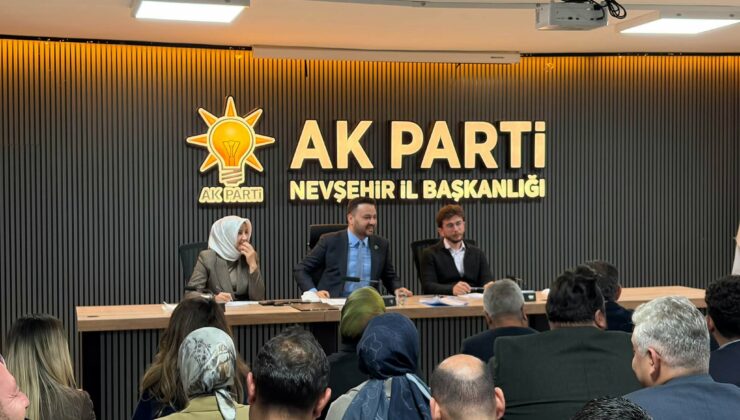 AK Parti Nevşehir İl Başkanlığı’nda Haftalık Yönetim Kurulu Toplantısı